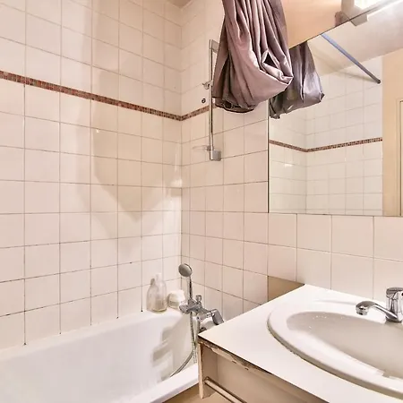 Nice For 4 *quartier Des Arenes* With Balcony! Daire *