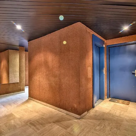 Nice For 4 *quartier Des Arenes* With Balcony! * Toulouse