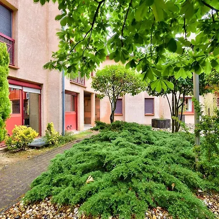 Nice For 4 *quartier Des Arenes* With Balcony! Appartement *